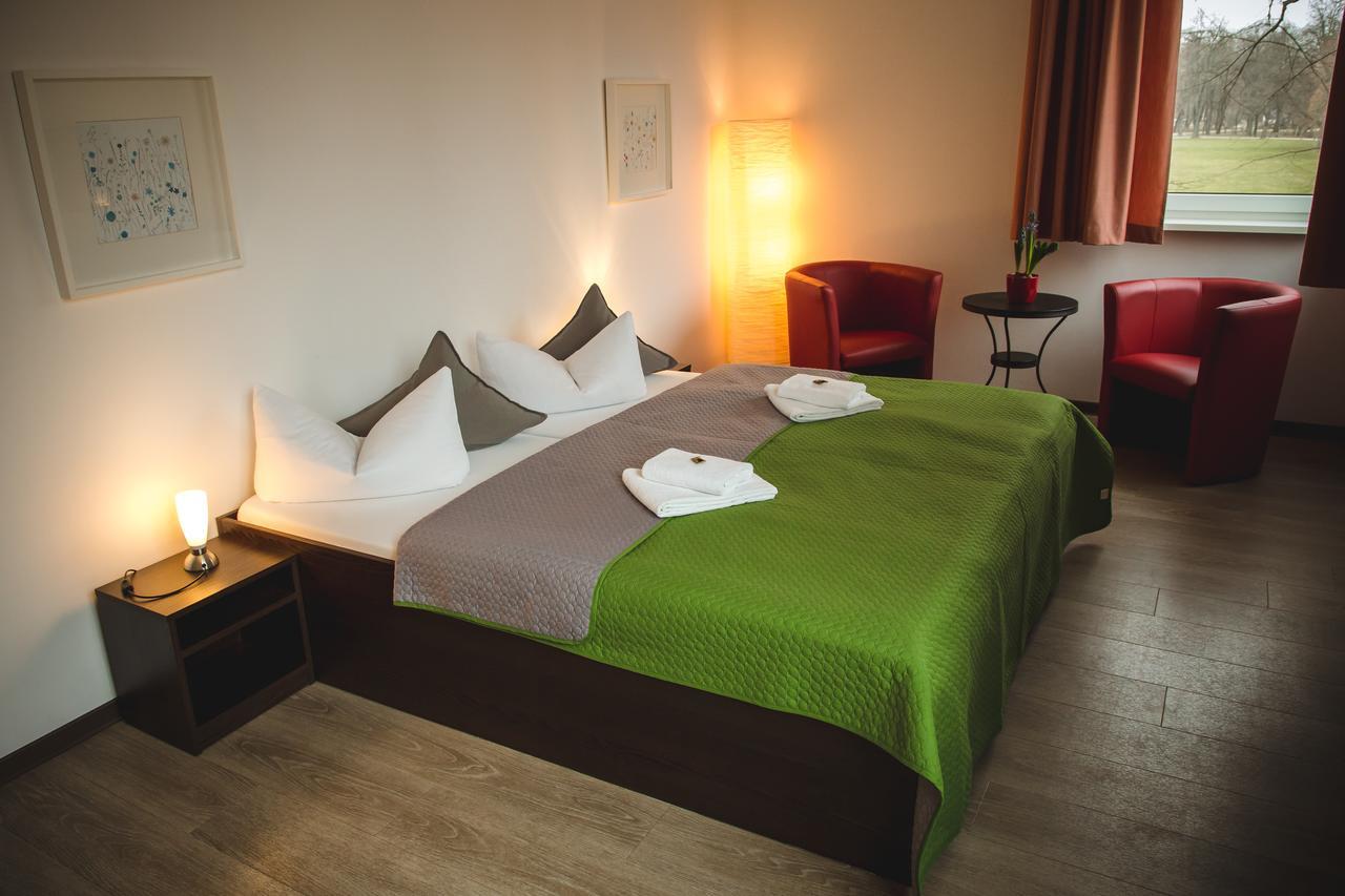 Hotel Rasenmuhle Jena Exteriör bild